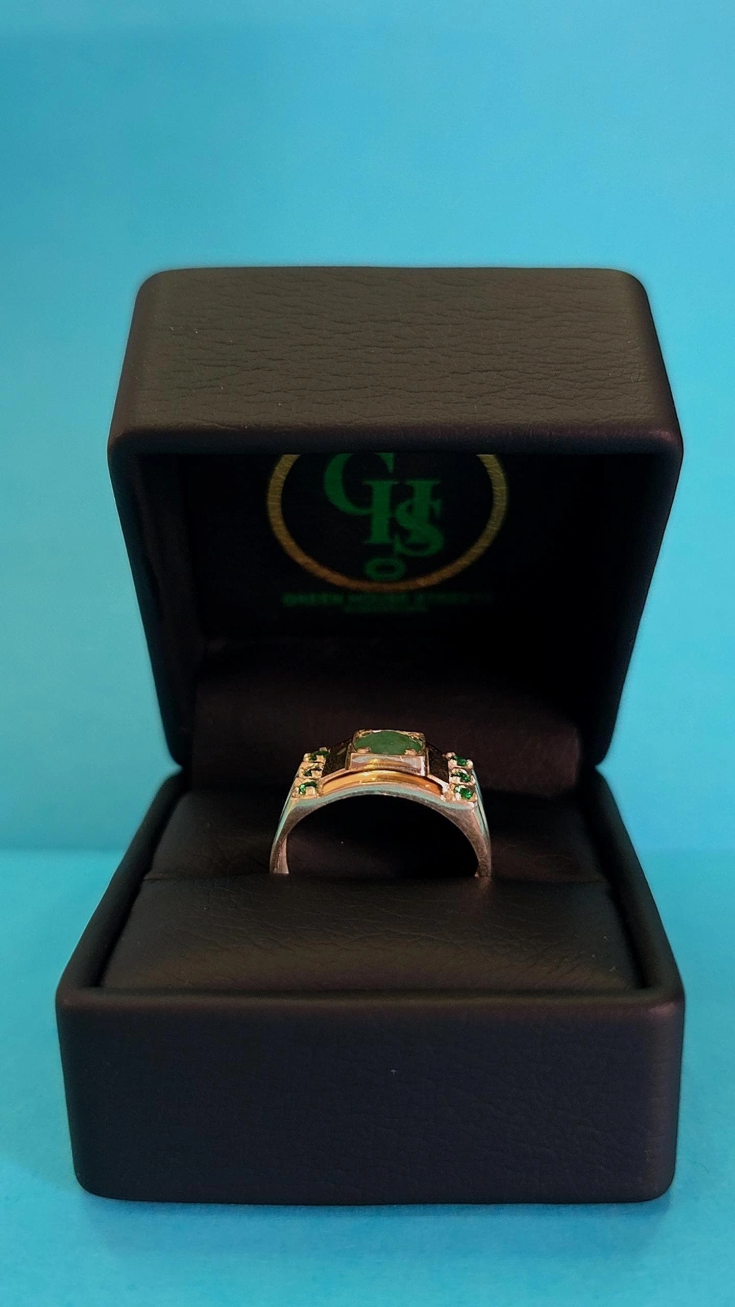Anillo plata ley 925 con esmeralda certificada