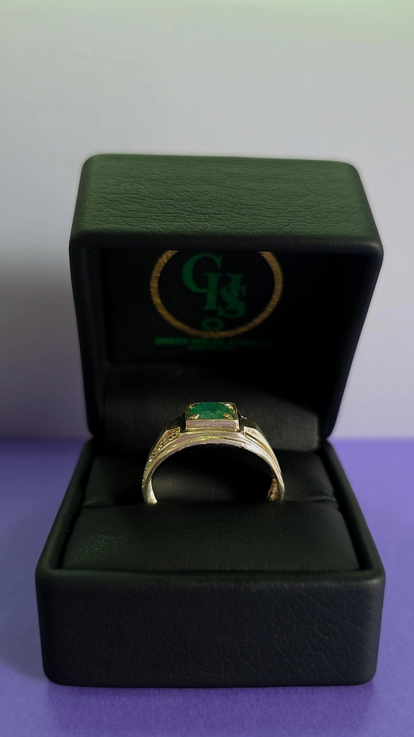 Anillo plata ley 925 con esmeralda certificada
