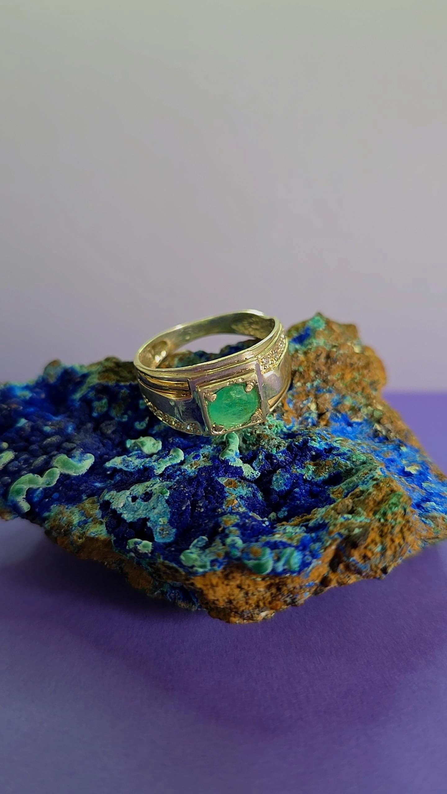 Anillo plata ley 925 con esmeralda certificada