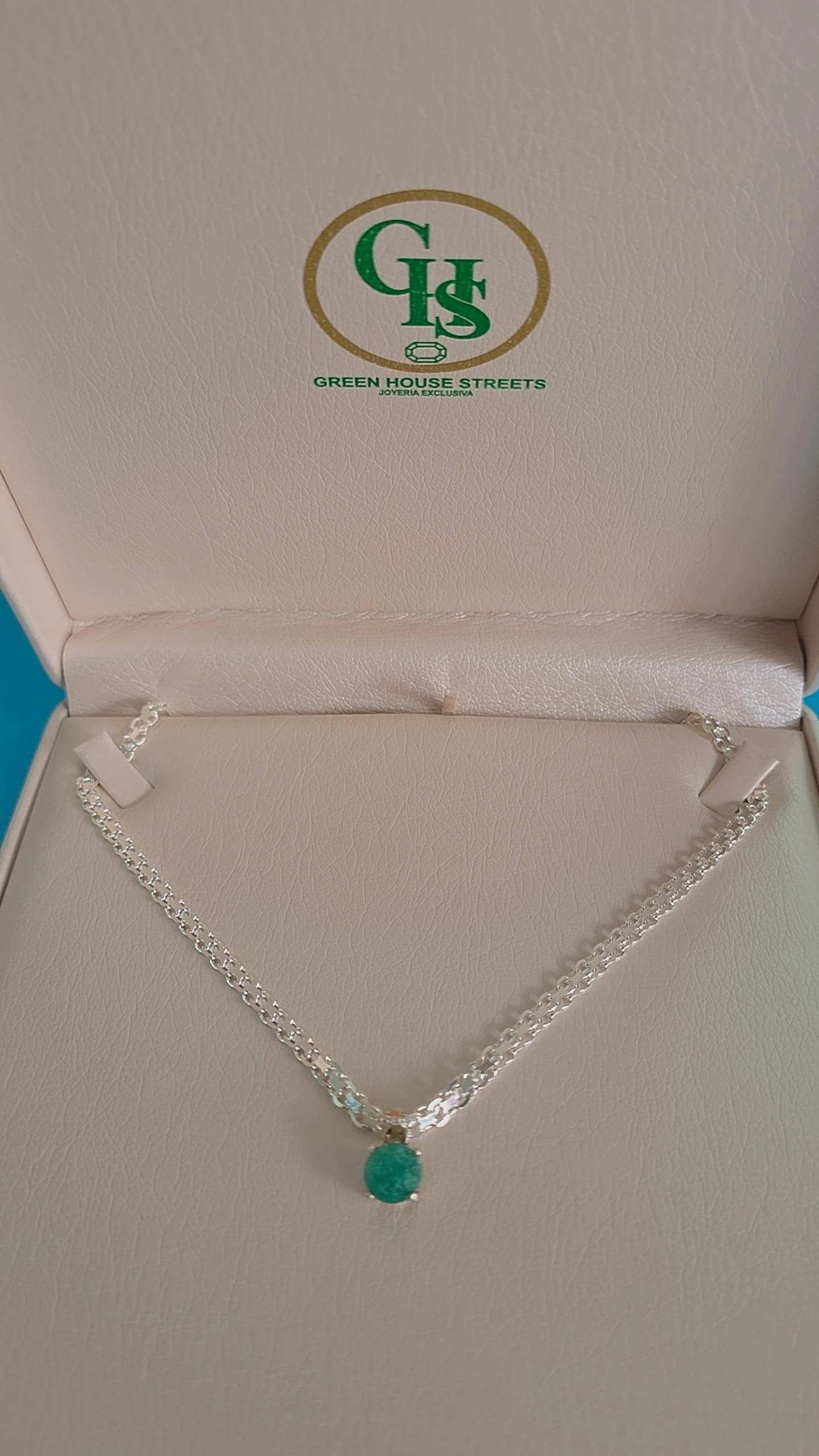 Cadena plata 925 pesada con esmeralda de buen peso certificada