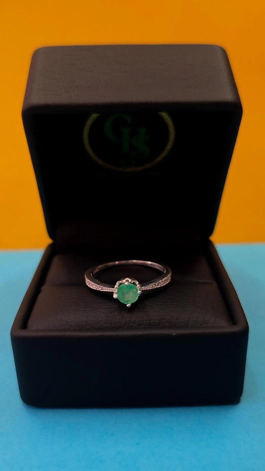 Anillo plata ley 925 con esmeralda certificada