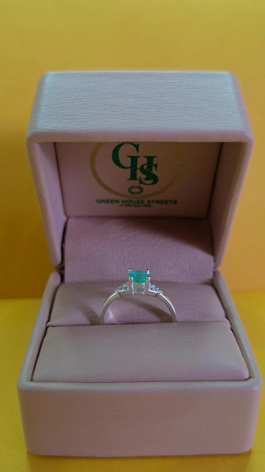 Anillo en plata 925 con esmeralda certificada