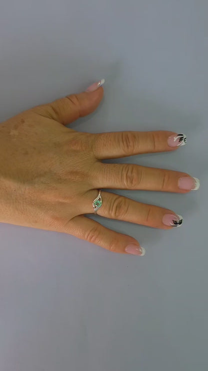 Anillo plata ley 925 con esmeralda certificada
